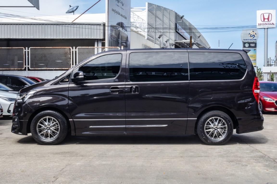 Hyundai H1 2.5 Elite NS 2023 *SK2077*